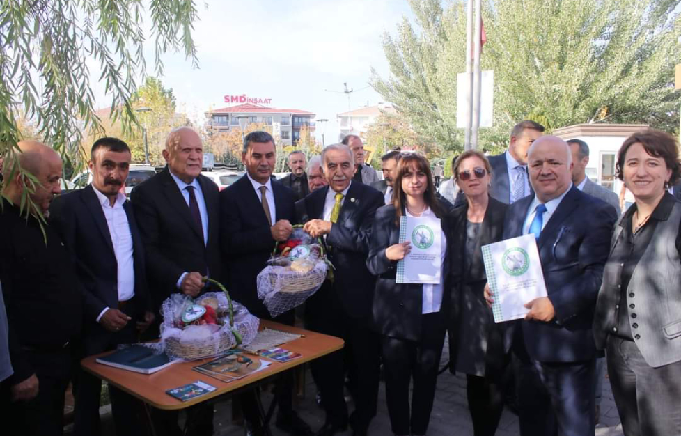 GÖLBAŞI BELEDİYE BAŞKANIMIZ STANDIMIZI ZİYARET ETT